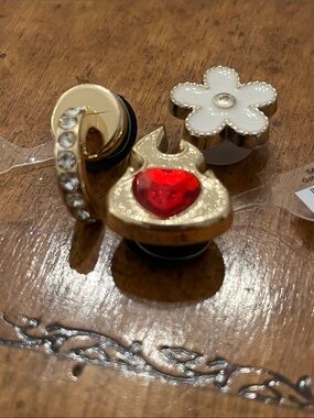 Jibbitz set of 3